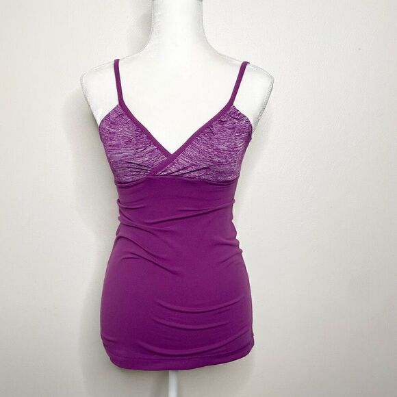 Lululemon Embrace Tank - size 4 - Picture 1 of 8